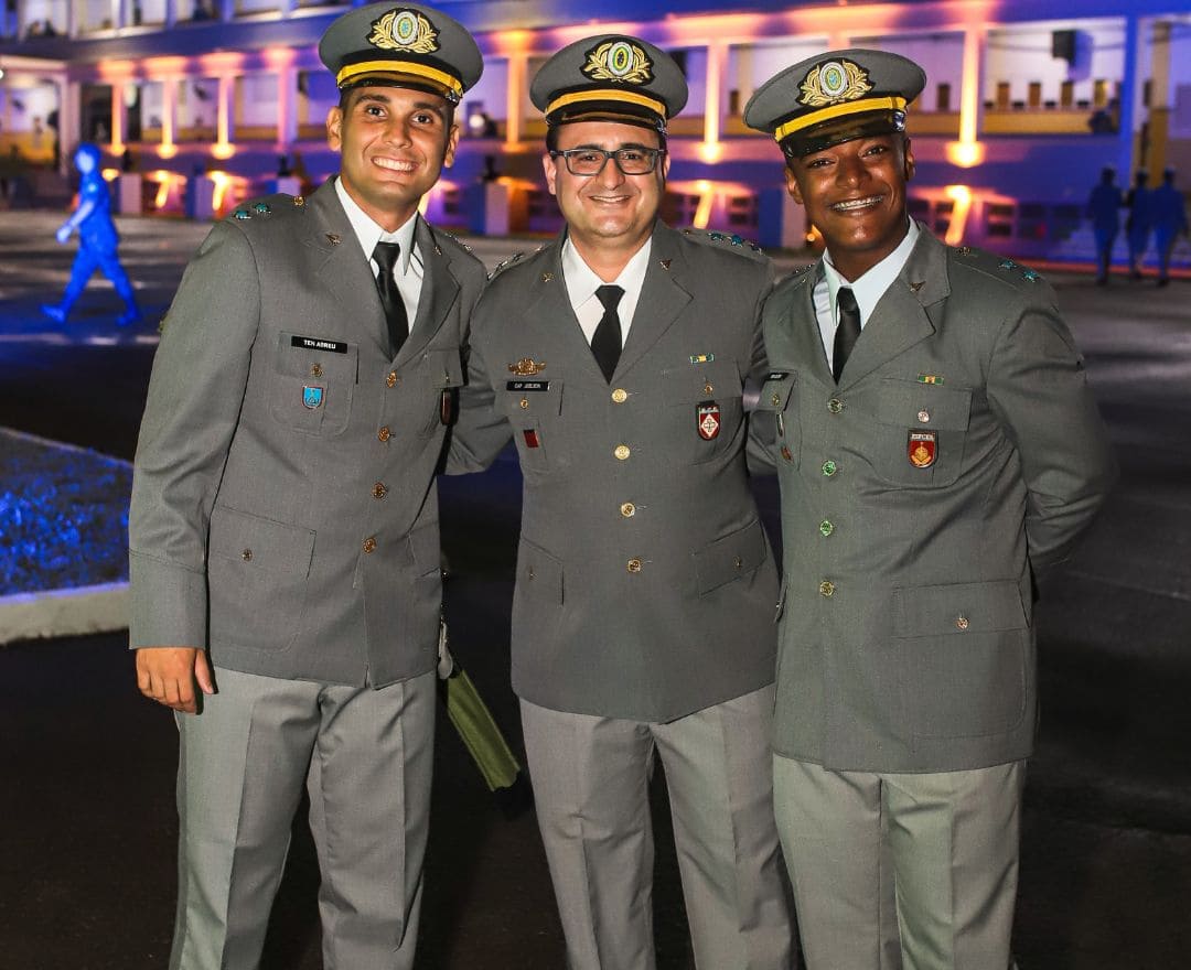 Cprem Curso Preparatorio As Escolas Militares Ltda